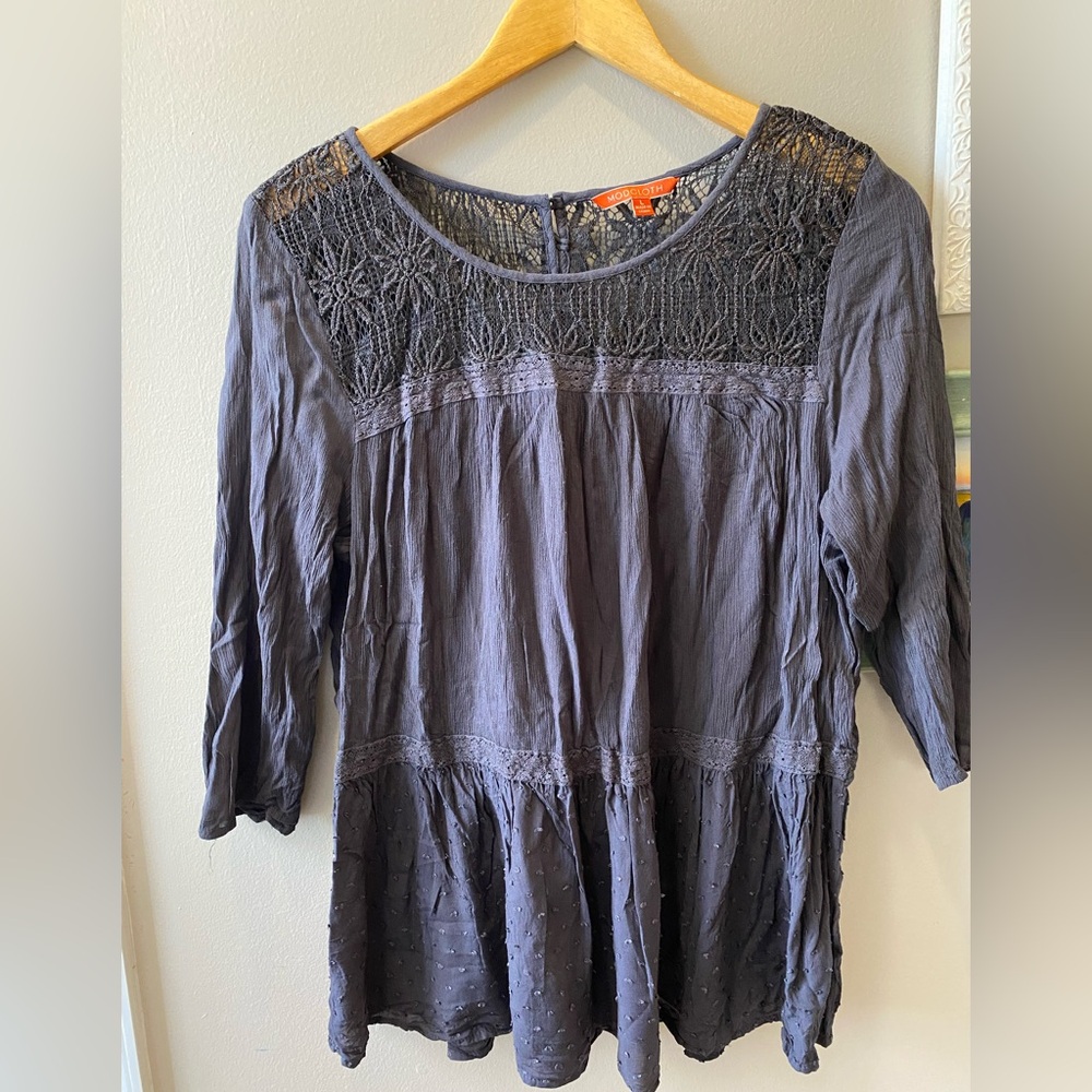 ModCloth Lace Crochet Boho Peplum Tunic Top Gray Long Sleeve Large